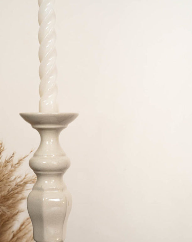 chandelier-blanc-ceramique-ancien-decoration-maison-interieur-design-salon-barsime