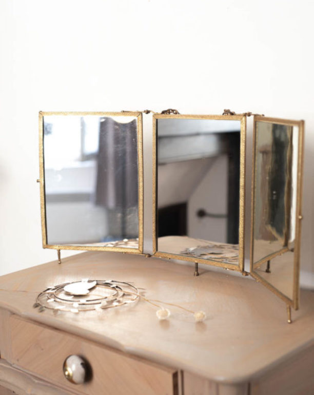 miroir-triptyque-romantique-miroir-metal-dore-ancien-decoration-maison-interieur-design-salon-melisien