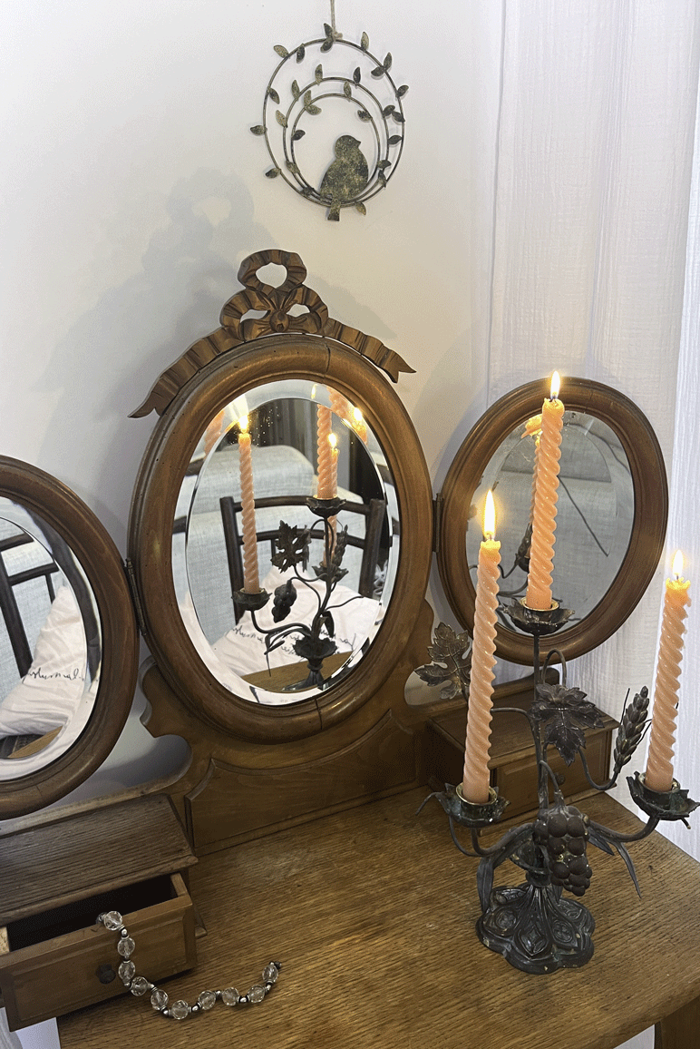 miroir-meuble-tiroirs-triptyque-romantique-miroir-bois-ancien-decoration-maison-interieur-design-salon-melisienII